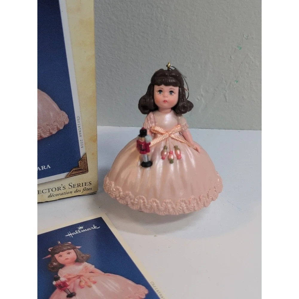Vintage 2004 Madame Alexander #9 - Dancing Clara - Hallmark Ornament